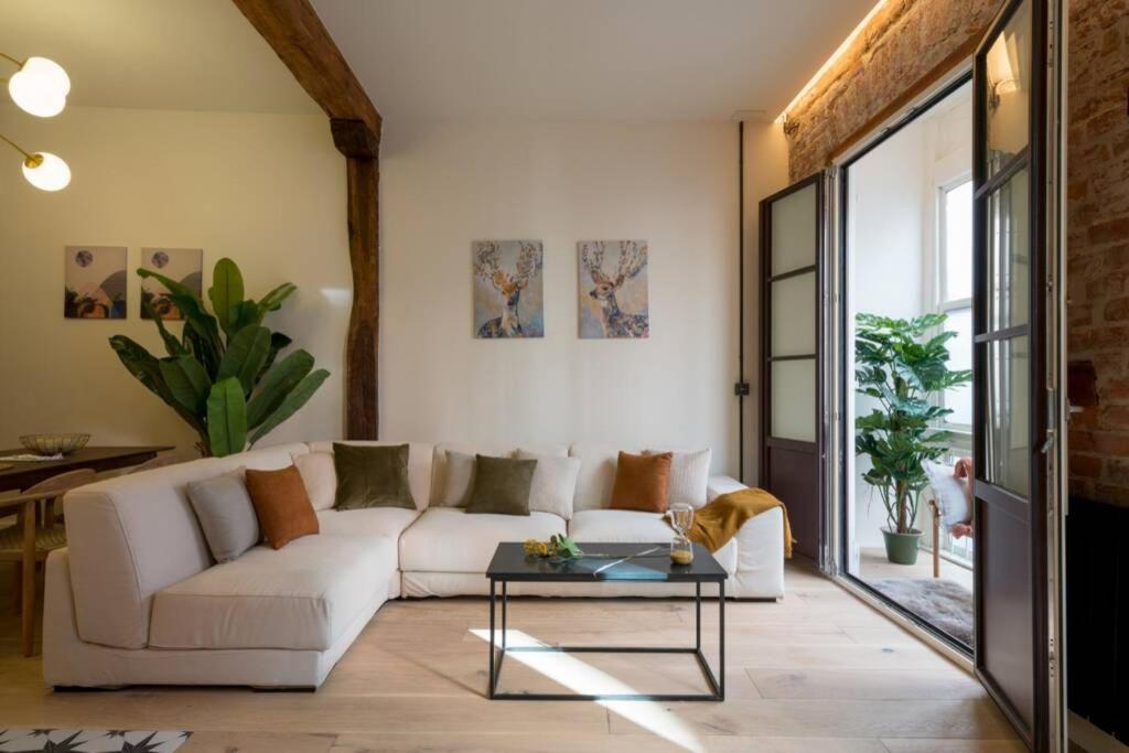 Rustic Bilbao Apartment Luaran gambar