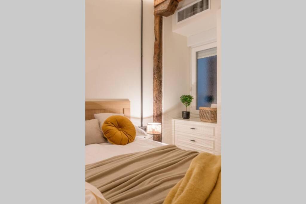 Rustic Bilbao Apartment Luaran gambar